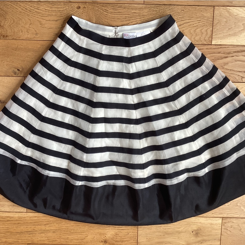 Red Valentino Black & White Striped A-Line Skirt - Retro Signature